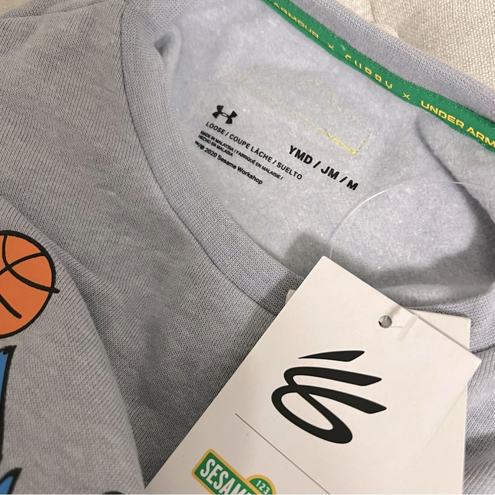 🖤UNDER ARMOUR CREWNECK - Picture 9 of 11